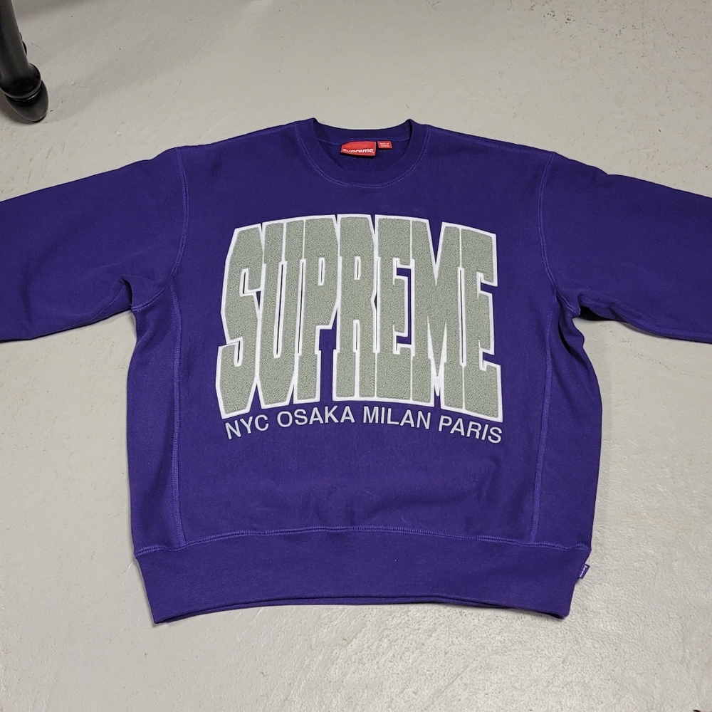 New Supreme Cities Arc Pullover Sweater